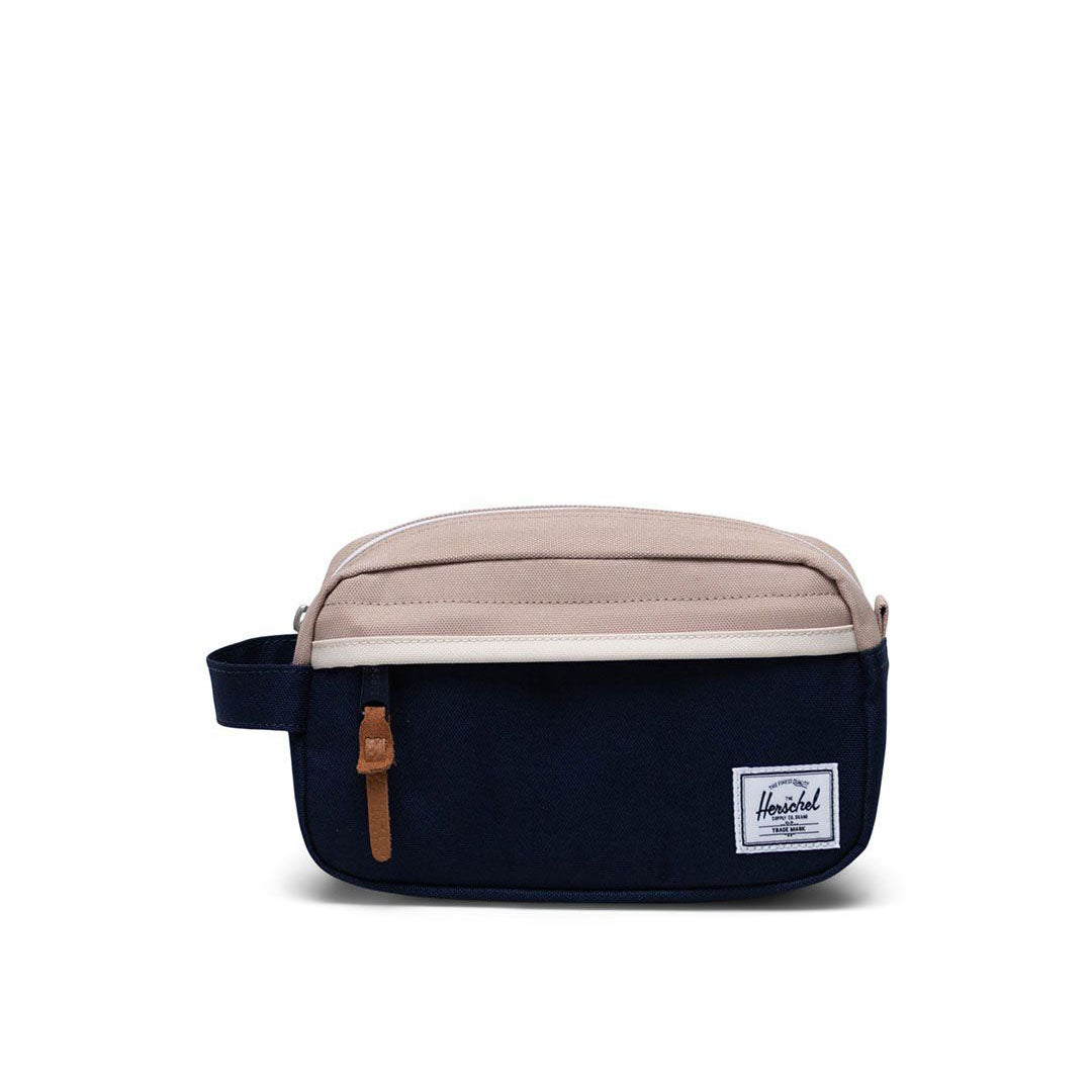 Chapter Small Bag  Herschel Peacoat/Light Taupe/Whitecap Gray International:3L 