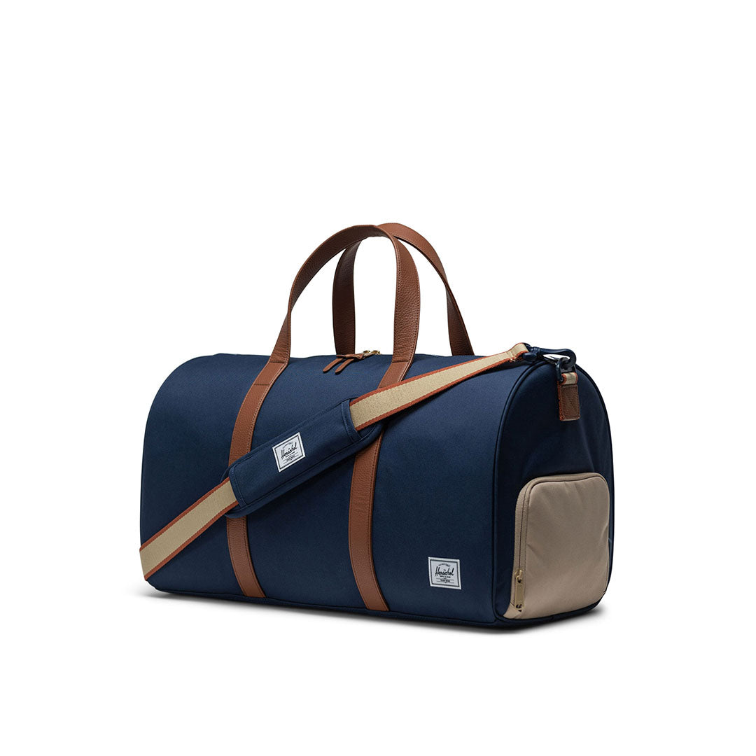 Novel Duffel  Herschel   