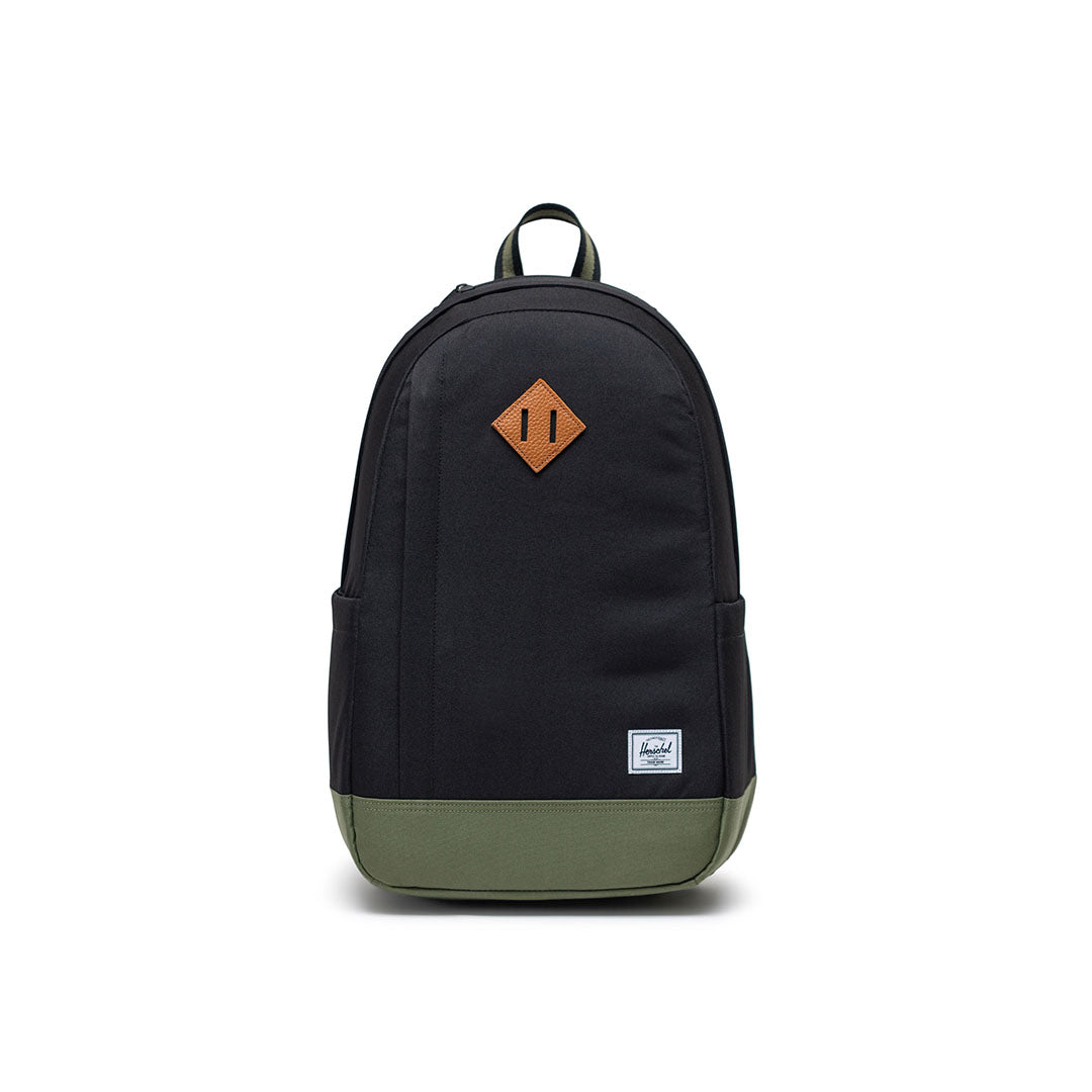 Seymour Backpack  Black/Fourleafclover International:26L 