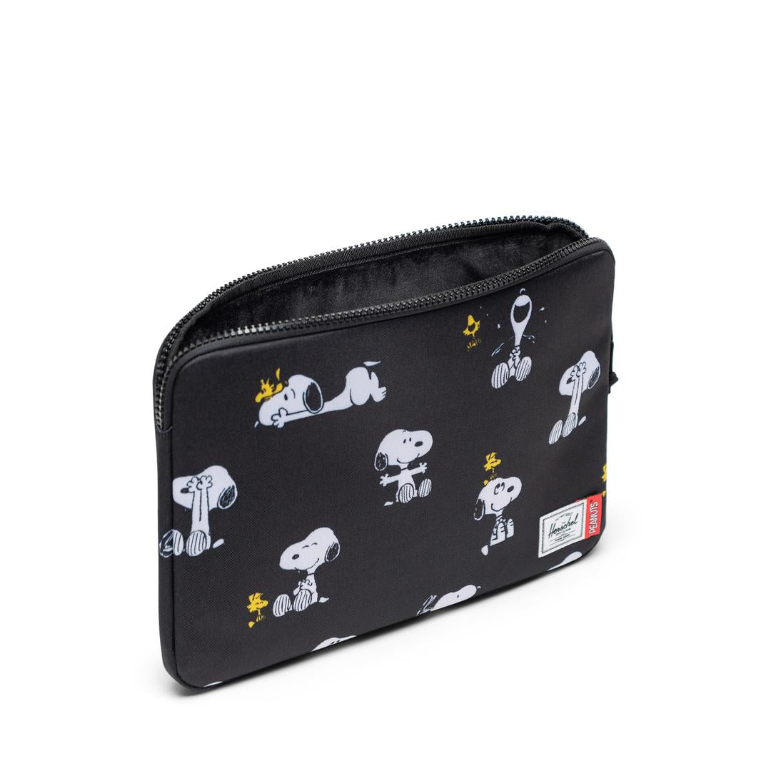Peanuts® Anchor 14 Inch Sleeve - Herschel PH