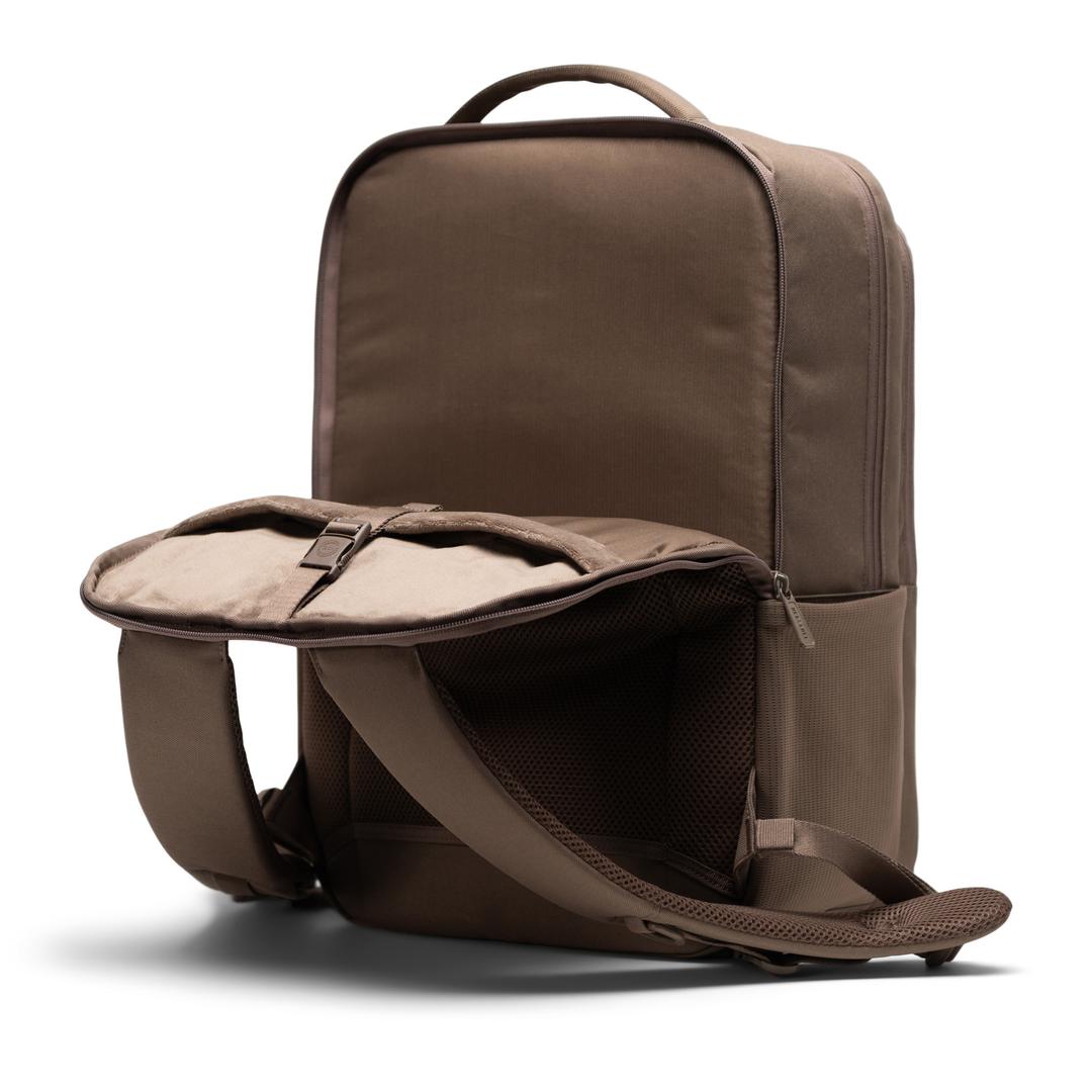 Kaslo Backpack | Tech - 30L - Herschel PH