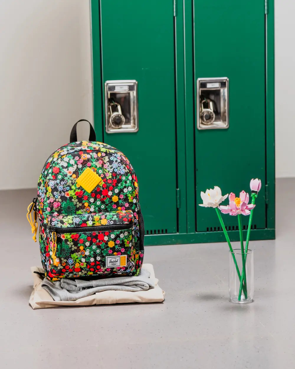 D-25-S3-Lego-Collection_Page-Scavenger-Hunt-Meadow-02.jpg.sthumbnails.original.webp